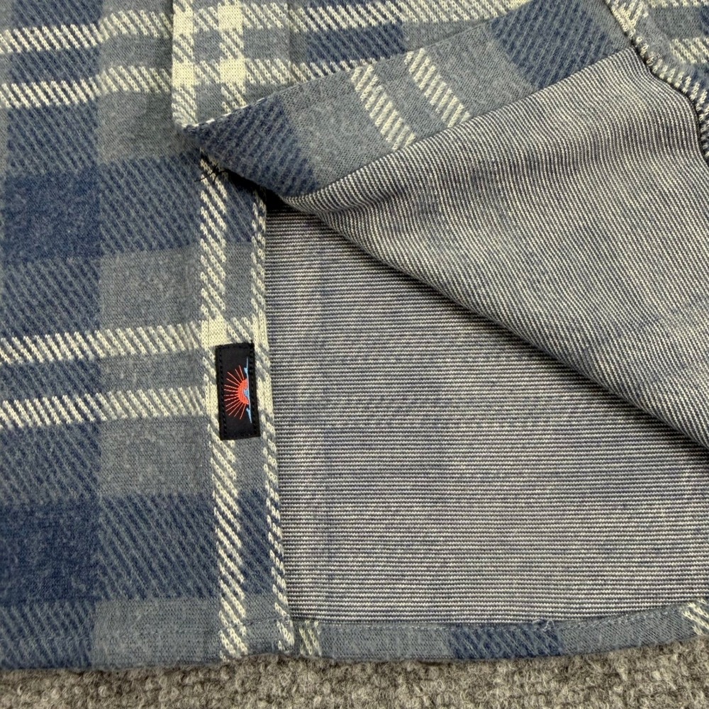 Faherty Legend Sweater Shirt Mens Large Blue Gray Plaid Knit Button Up Pockets - Picture 3 of 9